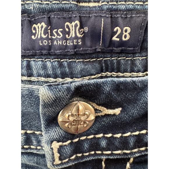 Miss Me Womens Jean Shorts Size 28 Faux Diamond Stud Bold Stitching Distressed - Picture 6 of 8